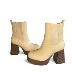 Circus by Sam Edelman Tan Heeled Boots